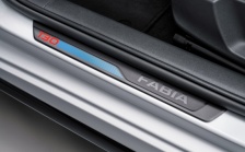 Einstiegsleisten-Set "Fabia 130"